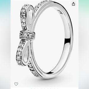 Pandora discontinued “bow” ring sterling silver size 7 all stones intact!
